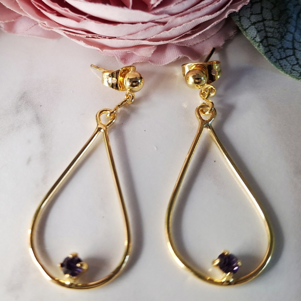 Vintage 80s ✨️💜Purple Gem Teardrop Earrings